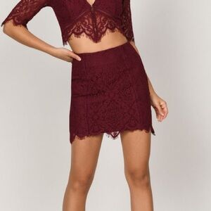 Tobi Yvonne Wine Lace Crop Top